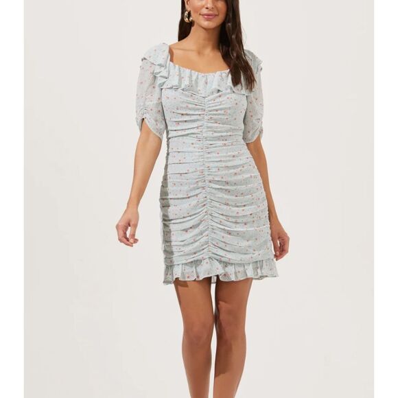 ASTR THE LABEL Ruffle Neck Ruched Mini Dress Sz M - Picture 1 of 5